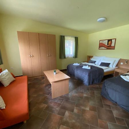 Mátra Kemping Apartmanok Matrafured Bagian luar foto