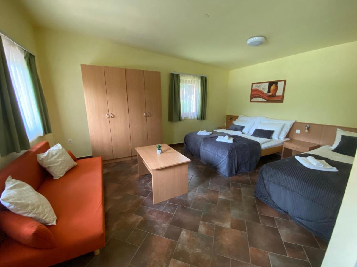 Mátra Kemping Apartmanok Matrafured Bagian luar foto